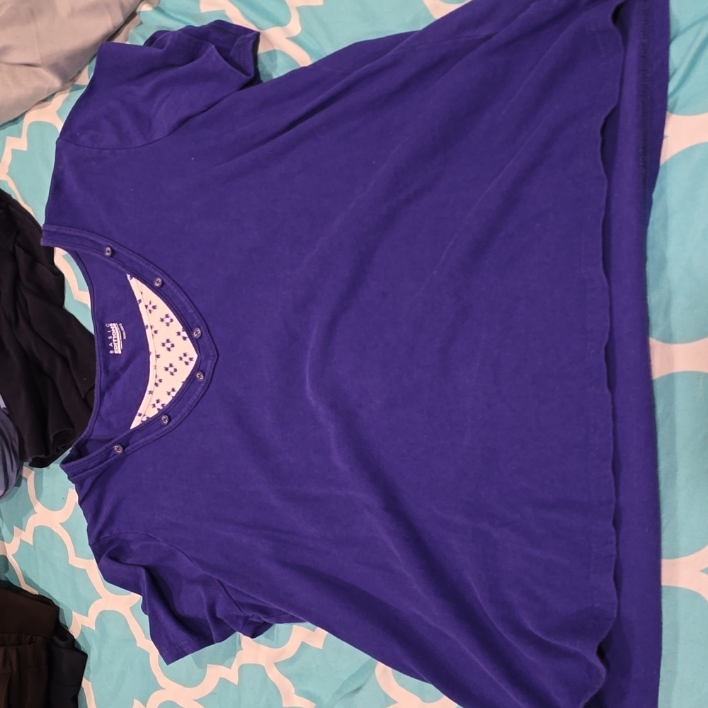 ❤️10/$13 Basic editions top
